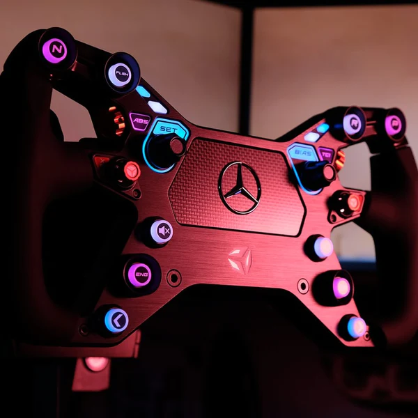 Mercedes-AMGGTSimSteeringWheel_CubeControls_2_grande